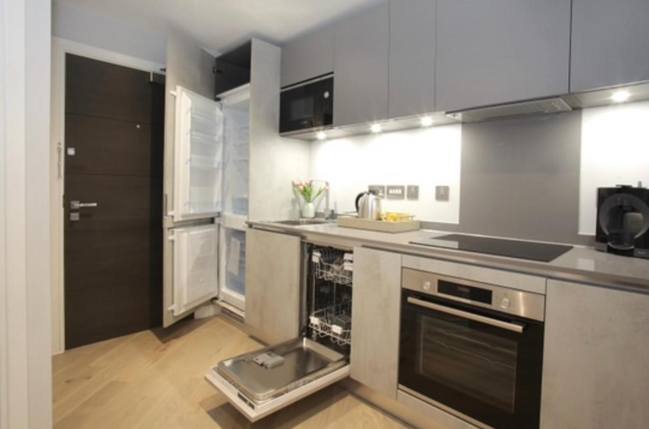 Mnitri Apartment Luton  Zewnętrze zdjęcie